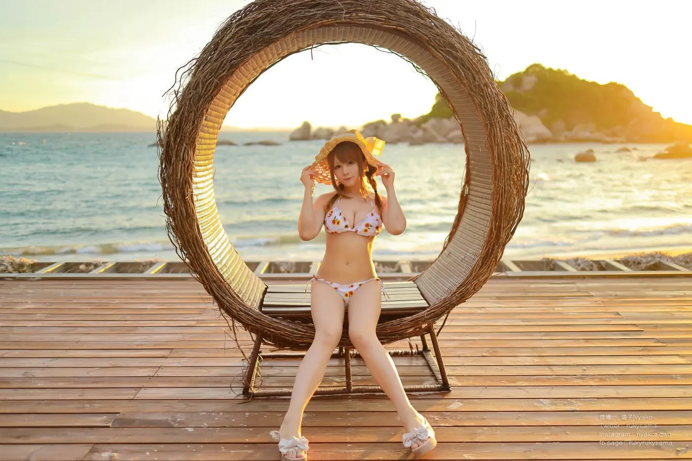 Nyako喵子 – NO.57 向日葵比基尼 [66P]插图1